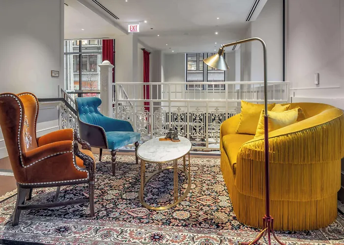 Hotel Canopy By Hilton Loop 4*
