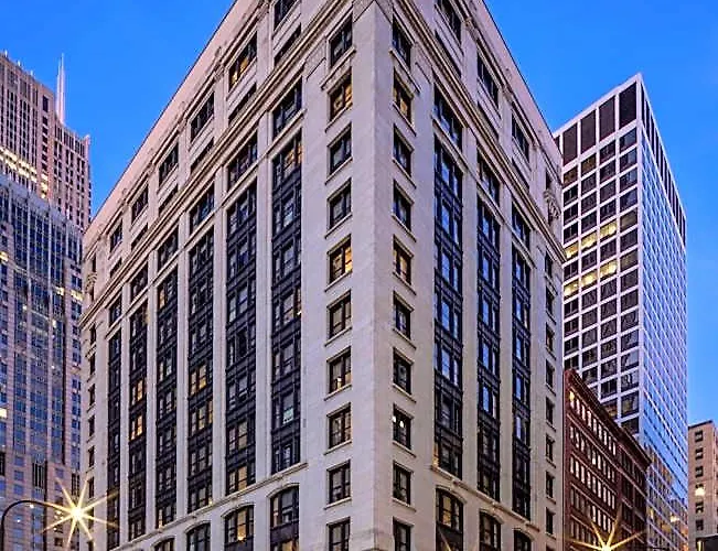 Hotel Canopy By Hilton Loop Chicago